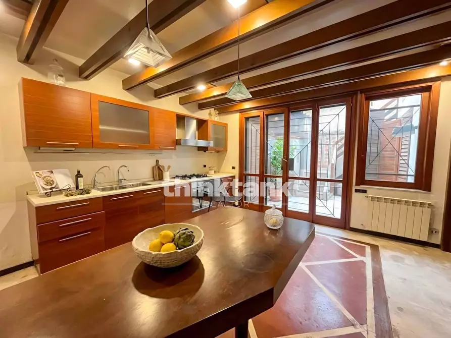 Immagine 8 di Villa in vendita  in Via Antonello Da Messina a Catania