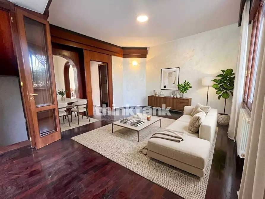 Immagine 26 di Villa in vendita  in Via Antonello Da Messina a Catania