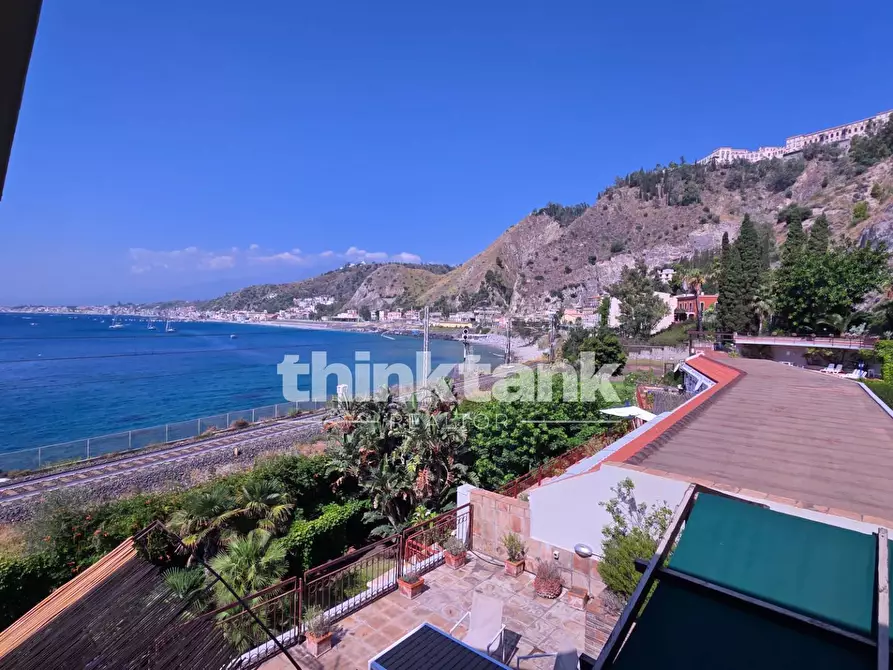 Immagine 31 di Appartamento in vendita  in Via Nazionale a Taormina