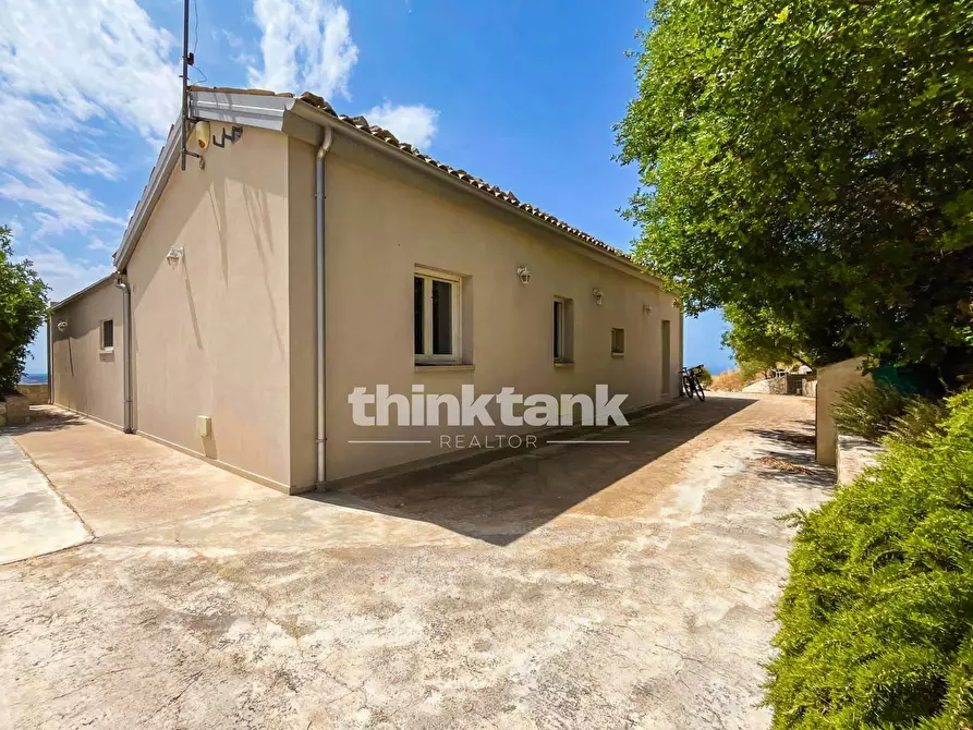 Immagine 37 di Villa in vendita  in SP81 SNC a Ragusa