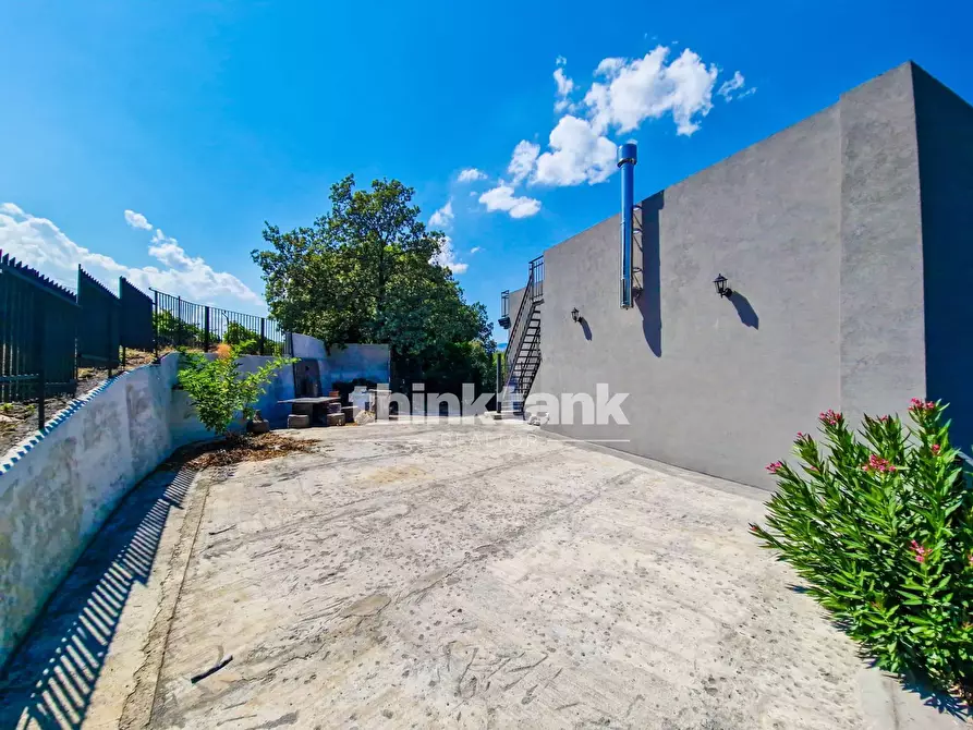 Immagine 42 di Villa in vendita  in Verzella a Castiglione Di Sicilia