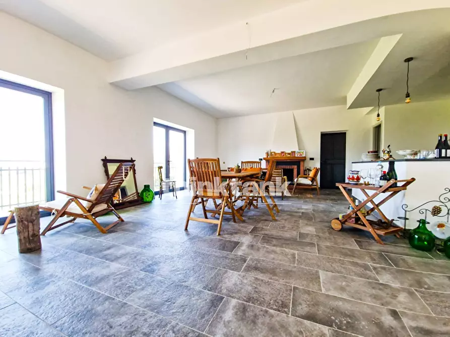 Immagine 12 di Villa in vendita  in Verzella a Castiglione Di Sicilia