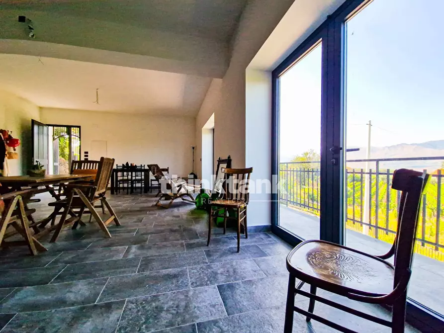 Immagine 13 di Villa in vendita  in Verzella a Castiglione Di Sicilia