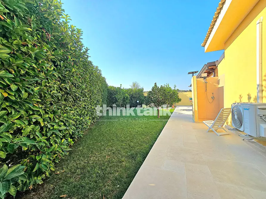 Immagine 44 di Villa in vendita  in Strada Provinciale 44 a Scicli