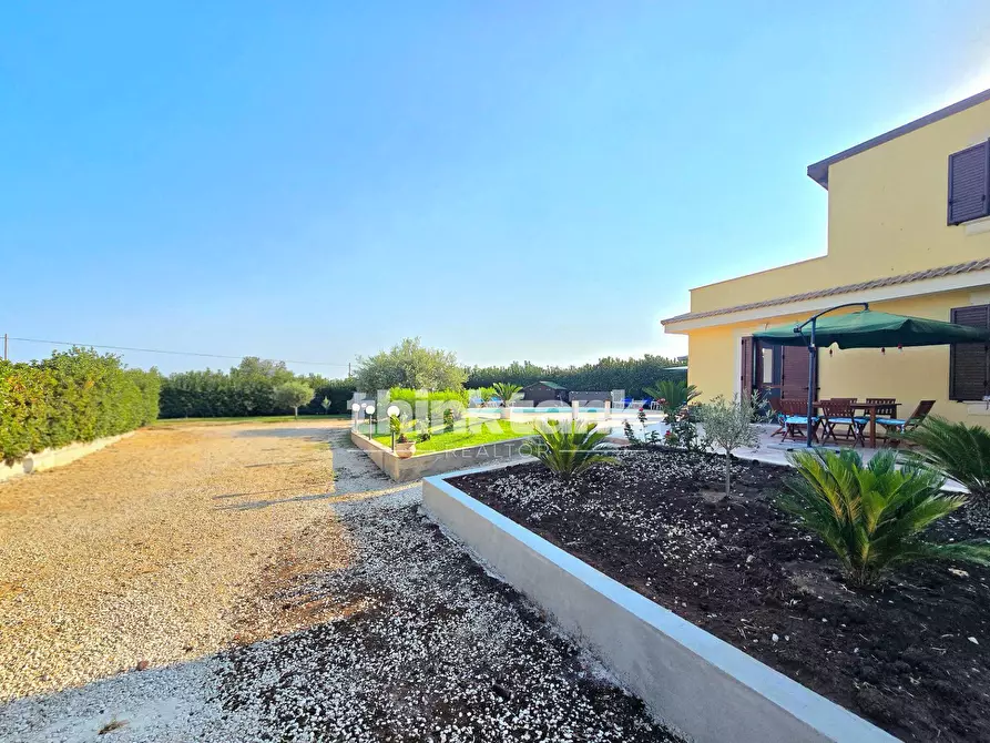 Immagine 51 di Villa in vendita  in Strada Provinciale 44 a Scicli