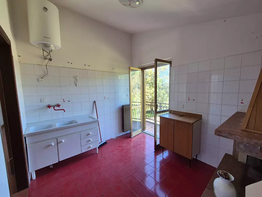 Immagine 12 di Appartamento in vendita  in via tostini 45 a Agosta