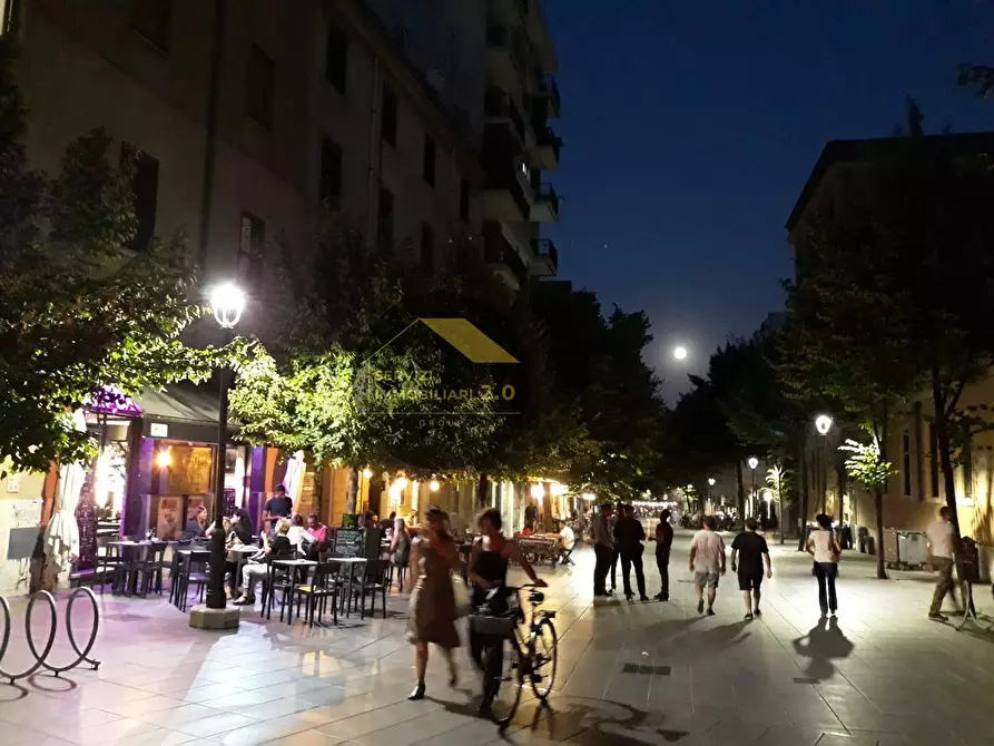 Immagine 12 di Attività commerciale in vendita  in Via Alberto Da Giussano 76 a Roma