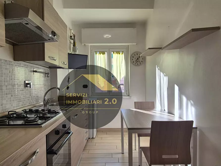 Immagine 4 di Appartamento in vendita  in Via Anghiari 3 a Roma