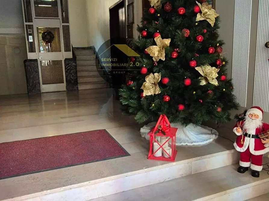 Immagine 18 di Appartamento in vendita  in Via Anghiari 3 a Roma