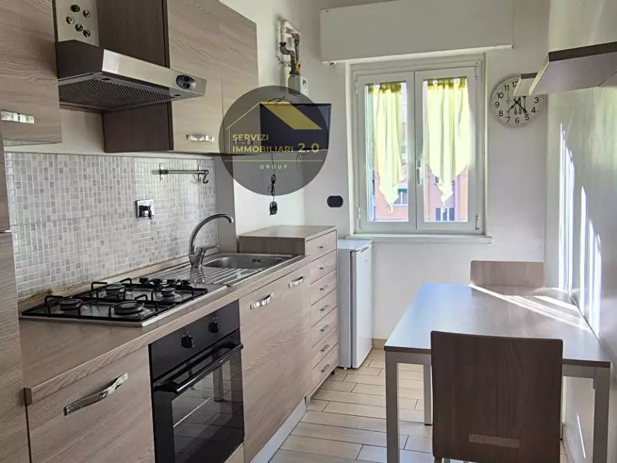 Immagine 1 di Appartamento in vendita  in Via Anghiari 3 a Roma