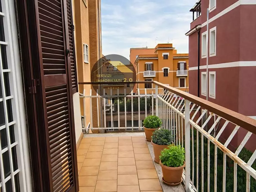 Immagine 21 di Appartamento in vendita  in Via dei Faggi 74 a Roma