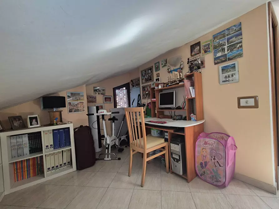 Immagine 20 di Appartamento in vendita  in Via Signiola 9 a Roma