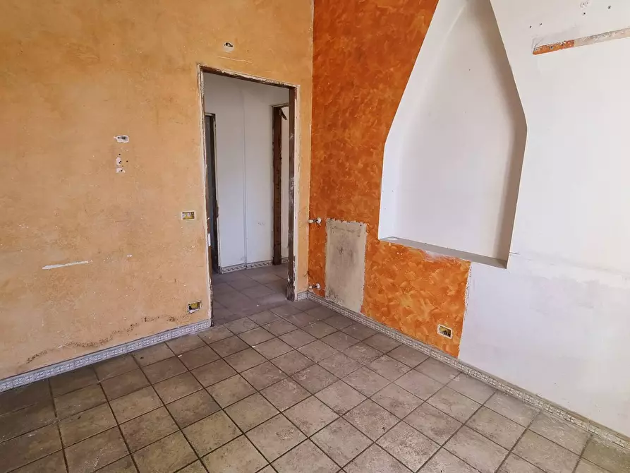 Immagine 25 di Appartamento in vendita  in via ortipoli a Roma