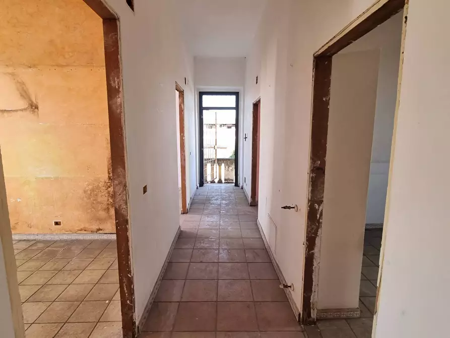 Immagine 30 di Appartamento in vendita  in via ortipoli a Roma