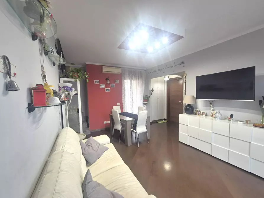 Immagine 6 di Appartamento in vendita  in Via Della Riserva Nuova 261 a Roma