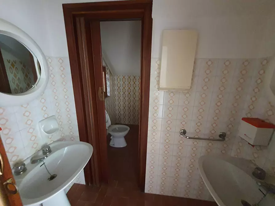 Immagine 9 di Albergo/B&B/Residence in vendita  in via giosuè carducci 10 a Chianciano Terme