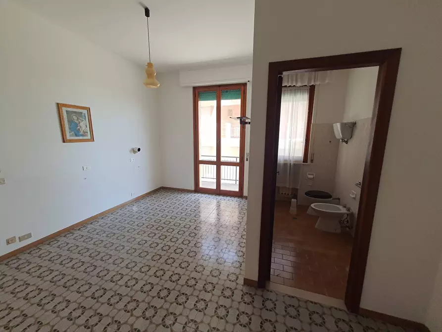 Immagine 21 di Albergo/B&B/Residence in vendita  in via giosuè carducci 10 a Chianciano Terme