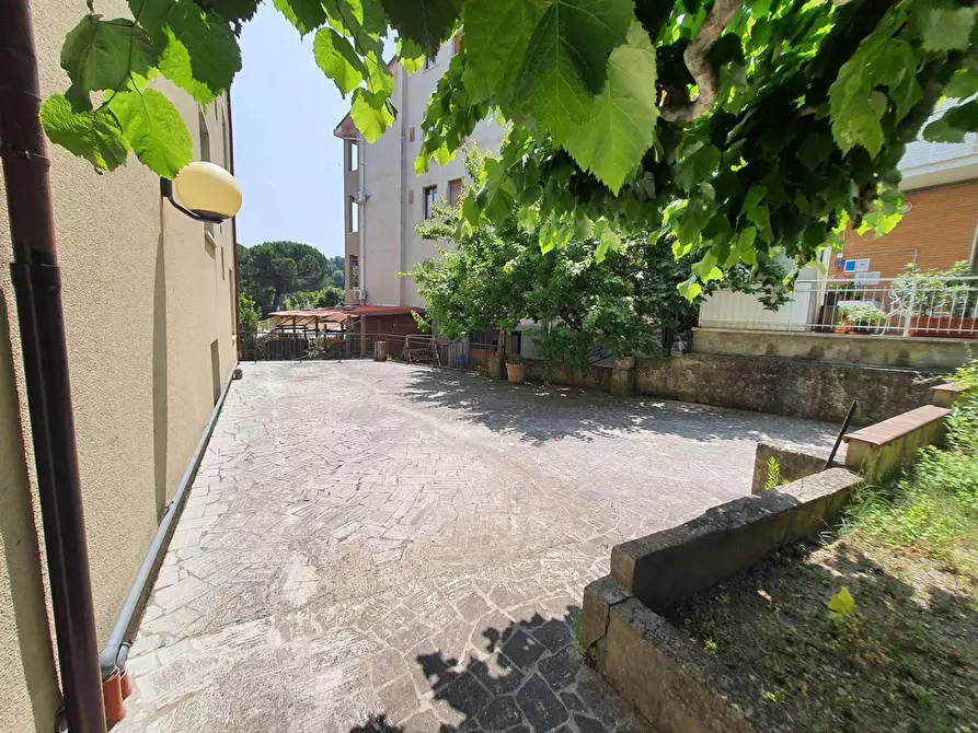 Immagine 34 di Albergo/B&B/Residence in vendita  in via giosuè carducci 10 a Chianciano Terme