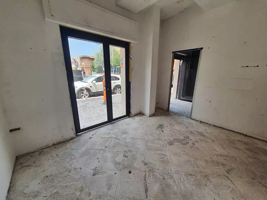 Immagine 27 di Locale commerciale in affitto  in Via Dei Giardinetti 43-45 a Roma