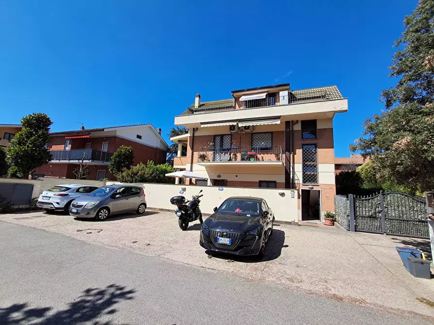 Immagine 10 di Appartamento in vendita  in Via Antonio Ambrogio Alciati 10 a Roma