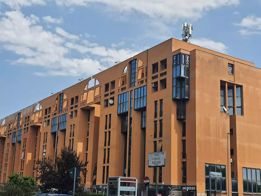 Immagine 2 di Appartamento in vendita  in Viale Giorgio Morandi 199 a Roma