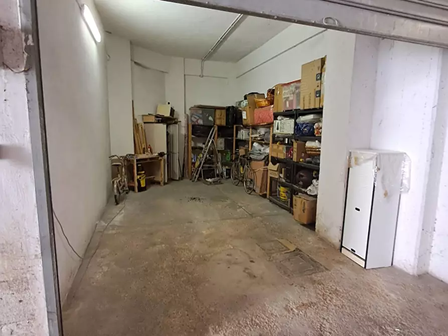 Immagine 5 di Box auto in vendita  in Via dei Giardinetti 33 a Roma