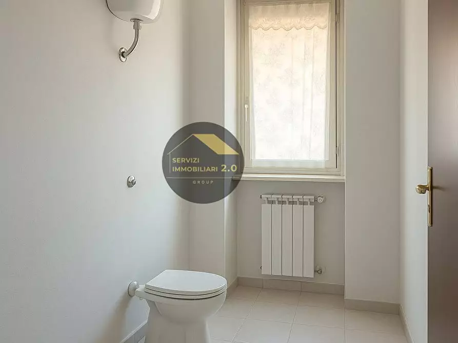 Immagine 7 di Appartamento in vendita  in Via Raddusa 9 a Roma