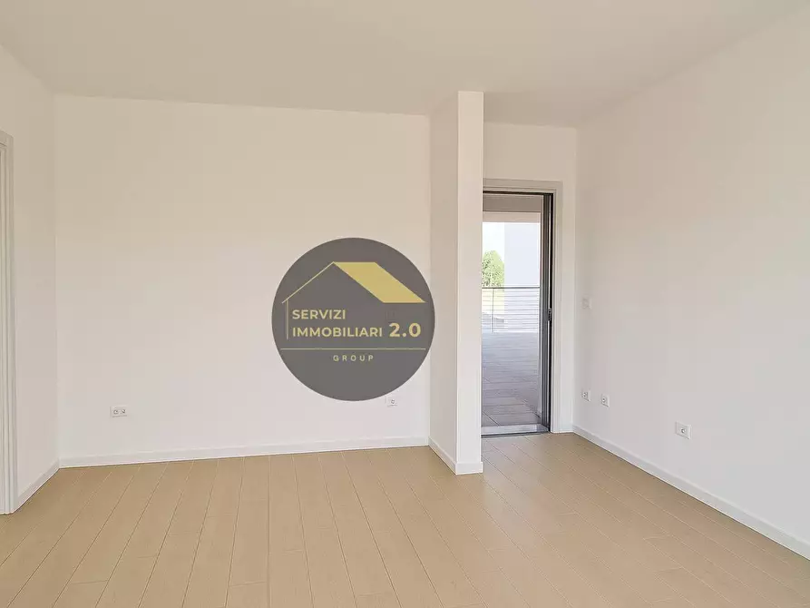 Immagine 2 di Appartamento in vendita  in Strada Provinciale 104B a Pomezia