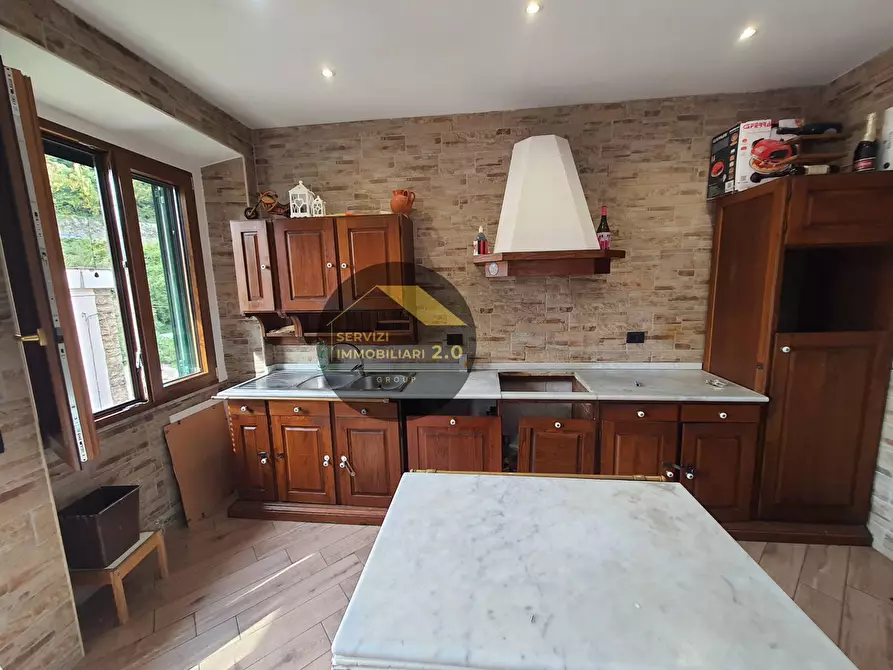 Immagine 8 di Appartamento in vendita  in via mirzio 2 a Anticoli Corrado