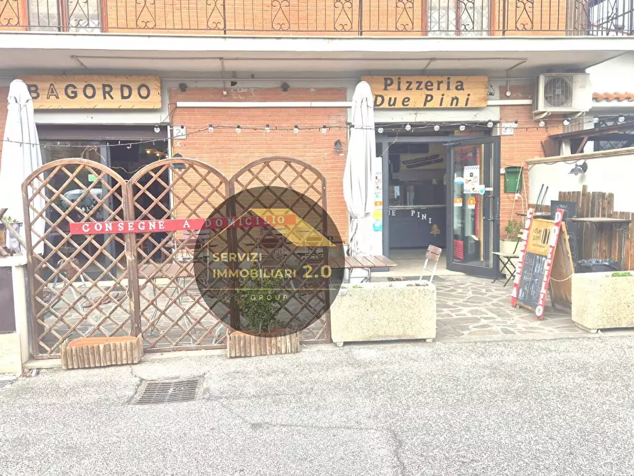 Immagine 1 di Attività commerciale in vendita  in Via Basico' 23 a Roma