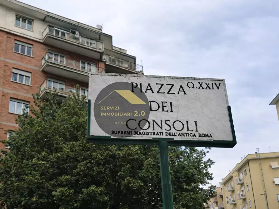 Immagine 11 di Locale commerciale in vendita  in Via Marco Celio Rufo 35 a Roma