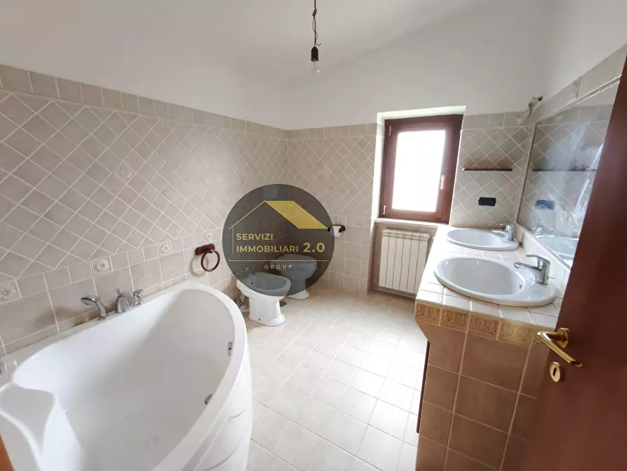 Immagine 37 di Appartamento in vendita  in via valle berta 65 a Agosta