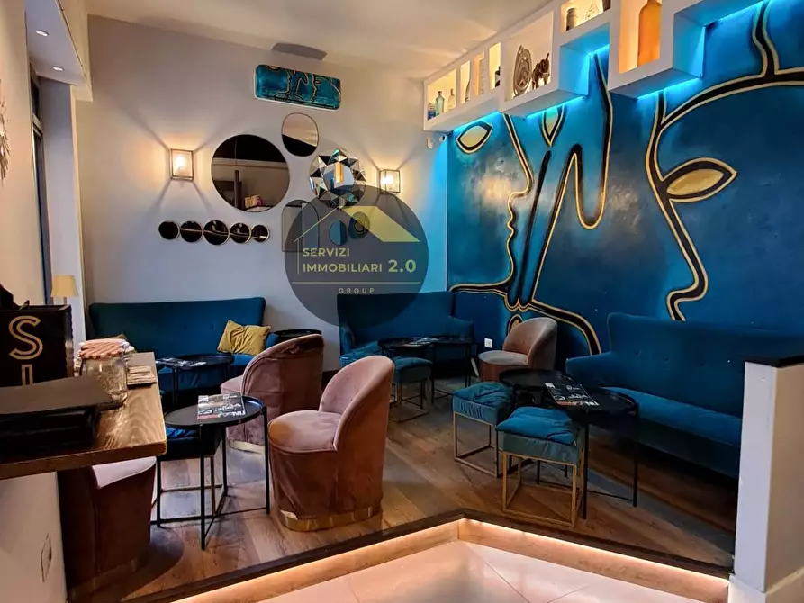 Immagine 4 di Attività commerciale in vendita  in Via Alberto Da Giussano 76 a Roma