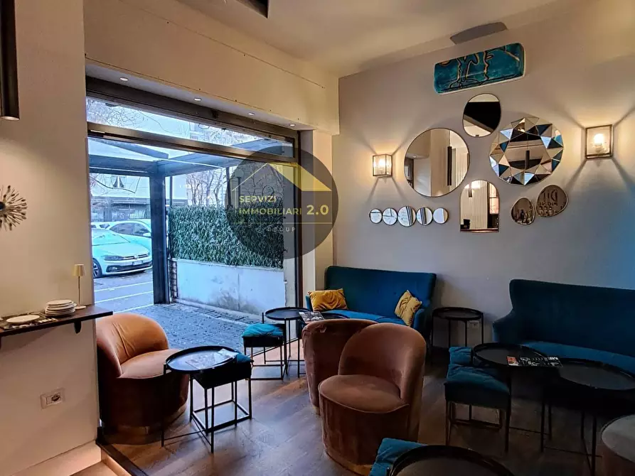 Immagine 6 di Attività commerciale in vendita  in Via Alberto Da Giussano 76 a Roma