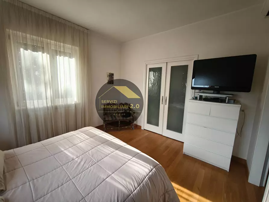 Immagine 22 di Villa in vendita  in via corana 84 a Cisterna Di Latina