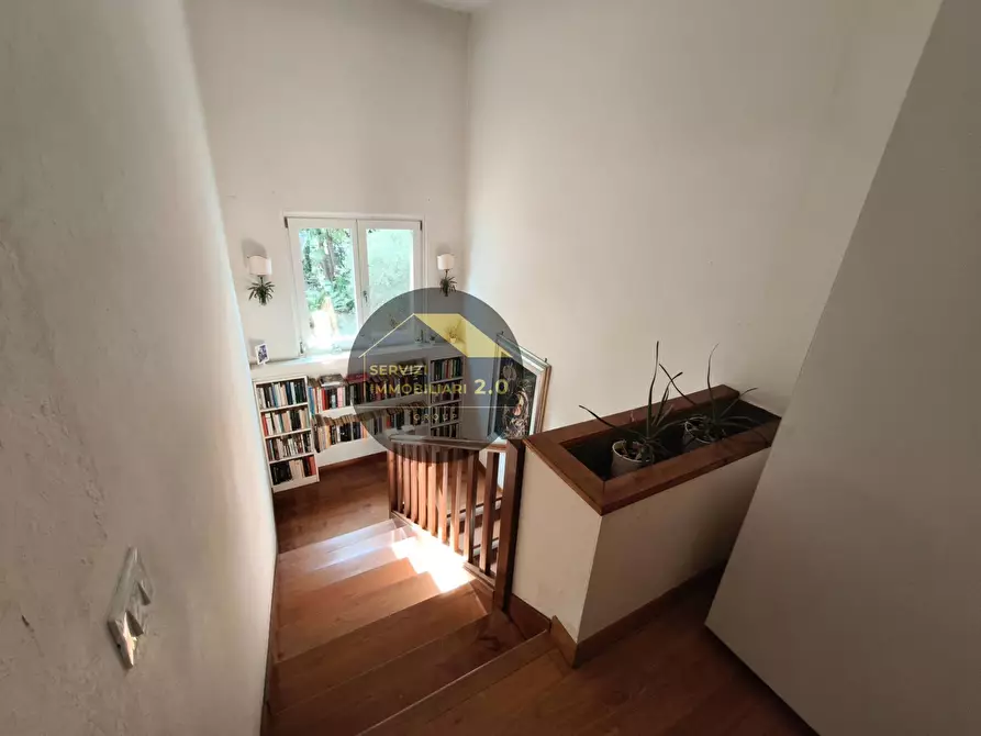 Immagine 41 di Villa in vendita  in via corana 84 a Cisterna Di Latina