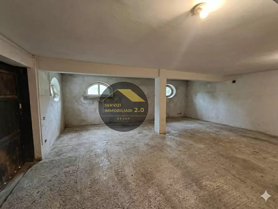 Immagine 55 di Villa in vendita  in via corana 84 a Cisterna Di Latina