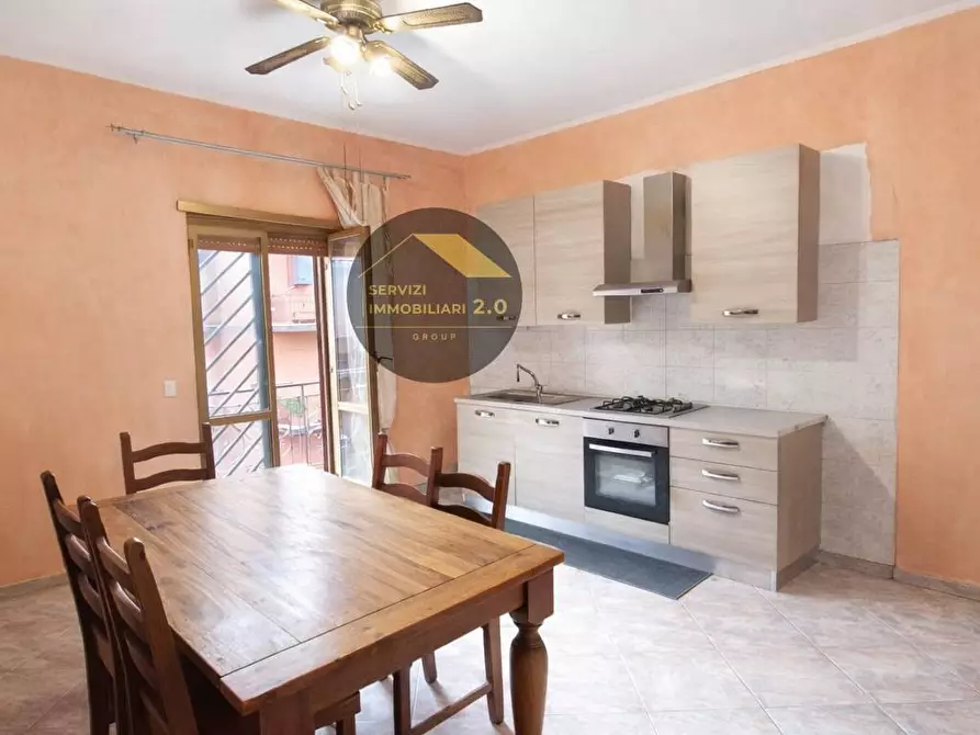 Immagine 3 di Appartamento in vendita  in Via Nicola Da Guardiagrele 106 a Roma