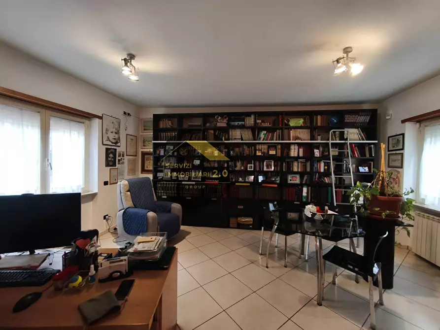 Immagine 2 di Villa in vendita  in Via Pecile 18 a Tivoli