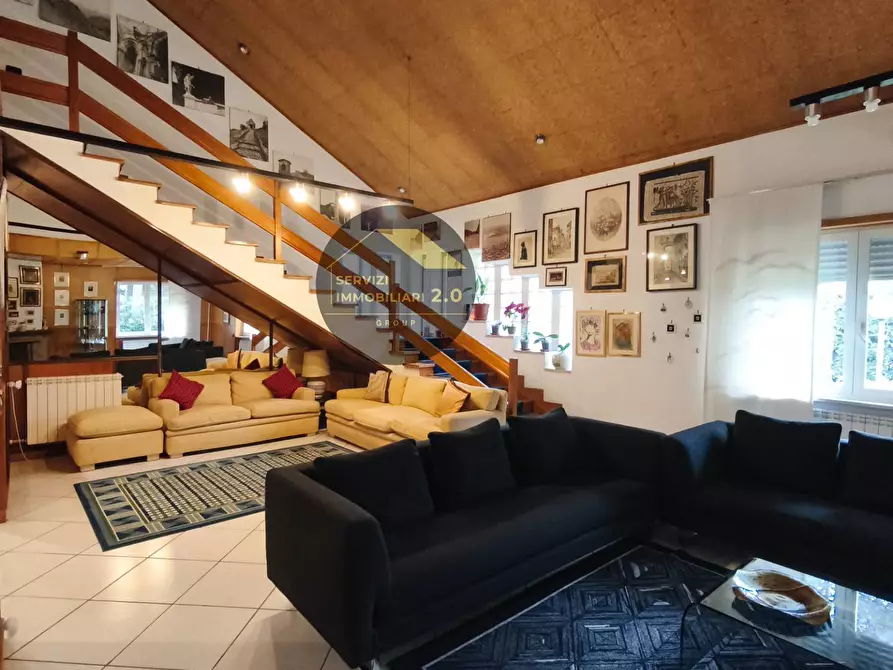 Immagine 18 di Villa in vendita  in Via Pecile 18 a Tivoli