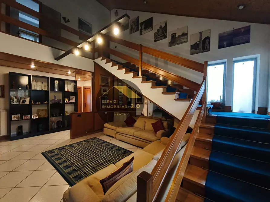 Immagine 24 di Villa in vendita  in Via Pecile 18 a Tivoli