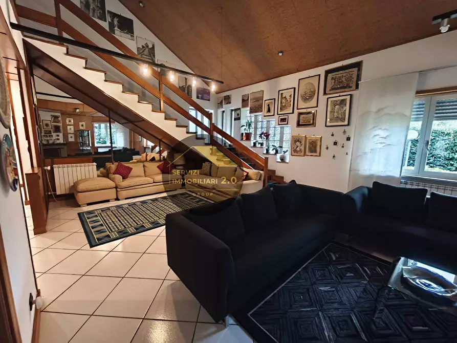 Immagine 29 di Villa in vendita  in Via Pecile 18 a Tivoli