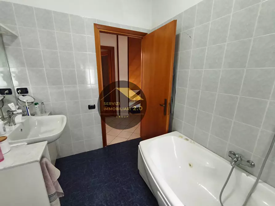 Immagine 41 di Villa in vendita  in Via Pecile 18 a Tivoli