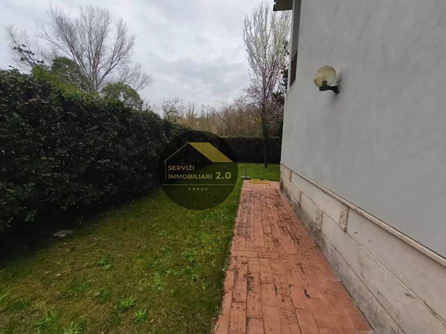 Immagine 71 di Villa in vendita  in Via Pecile 18 a Tivoli