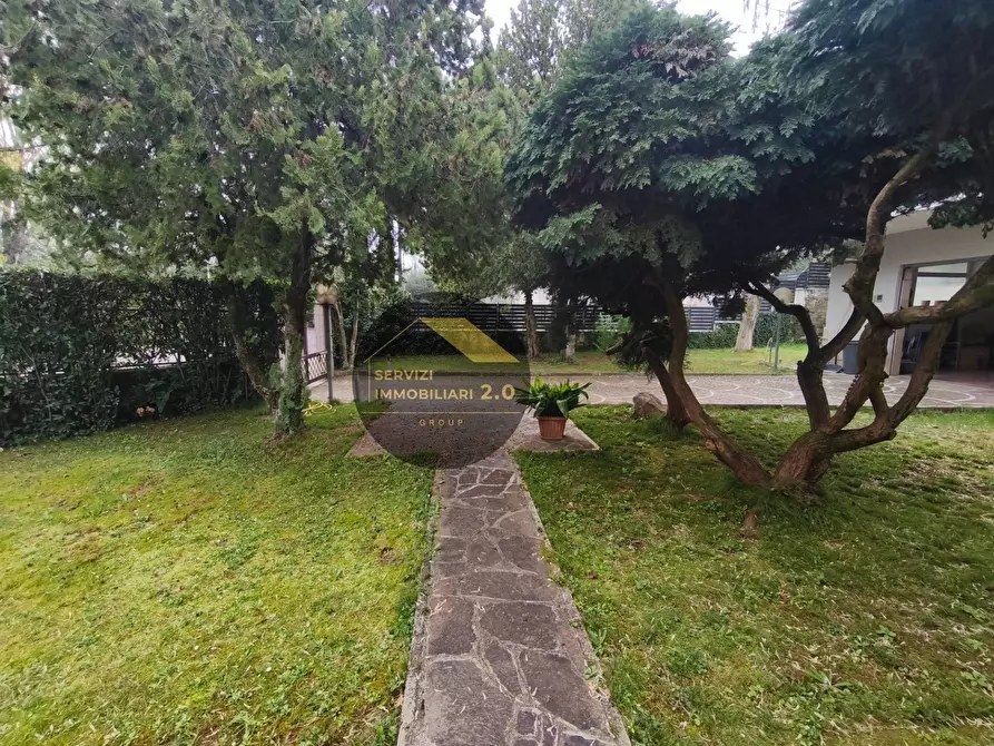 Immagine 86 di Villa in vendita  in Via Pecile 18 a Tivoli