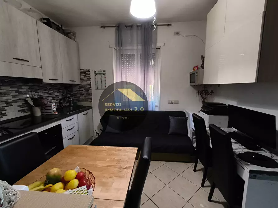 Immagine 5 di Appartamento in vendita  in Via Leonardo Agostini 57 a Roma