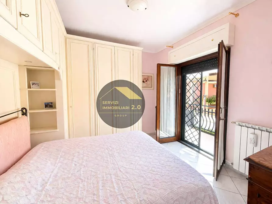 Immagine 18 di Appartamento in vendita  in Via Signiola 9 a Roma