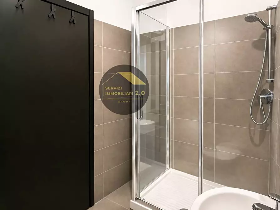 Immagine 19 di Appartamento in vendita  in Largo Ambrogio Brambilla 25 a Roma