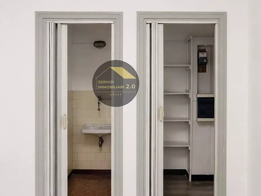 Immagine 8 di Locale commerciale in vendita  in Via Ottavio Ragni 8a a Roma