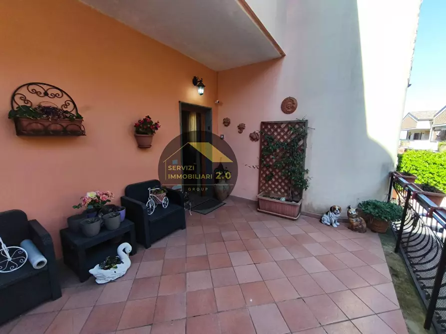 Immagine 3 di Villa in vendita  in largo cesare colizza 73 a Marino